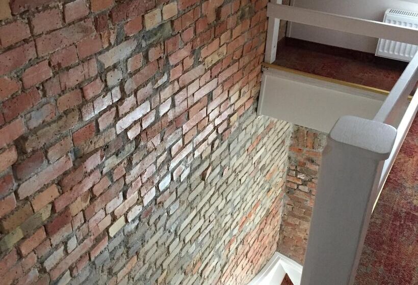 膳宿费 Villa Italiana Pokoje Z Prywatnymi łazienkami & Odnowa Biologiczna