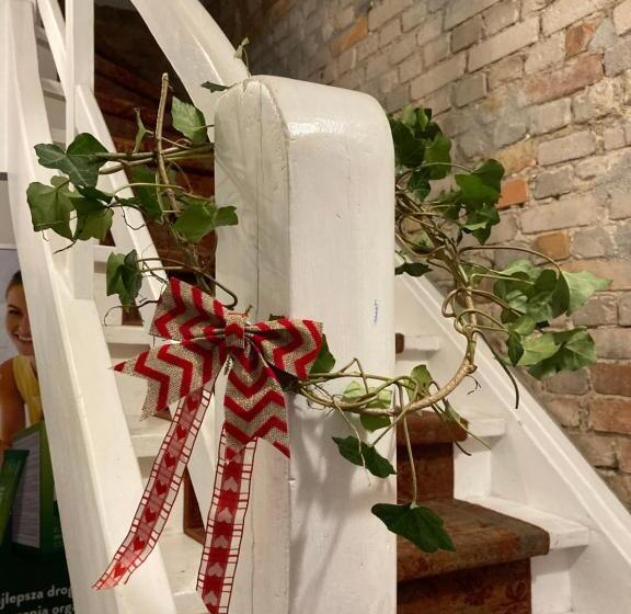 膳宿费 Villa Italiana Pokoje Z Prywatnymi łazienkami & Odnowa Biologiczna