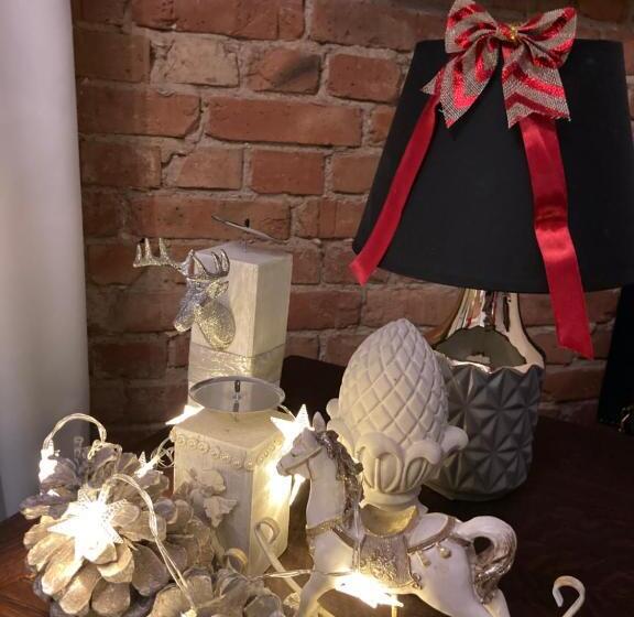 膳宿费 Villa Italiana Pokoje Z Prywatnymi łazienkami & Odnowa Biologiczna