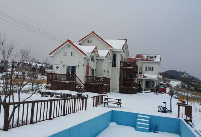 Pohang Athena Pension