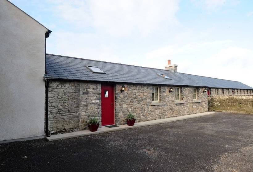 Sheephouse Country Courtyard