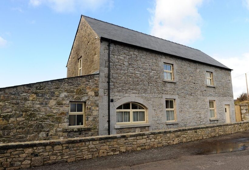 Sheephouse Country Courtyard