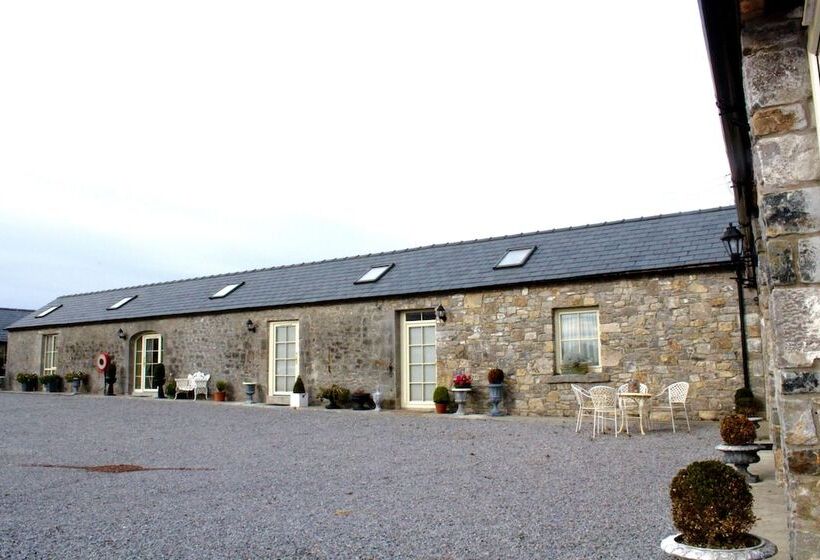 Sheephouse Country Courtyard