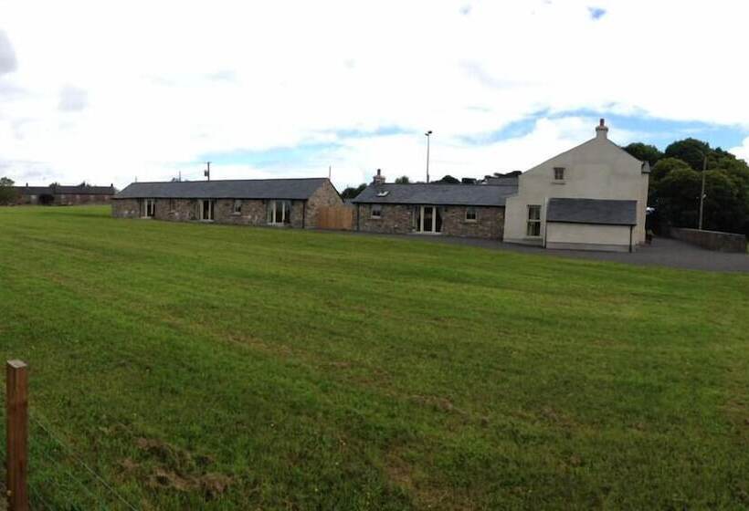 Sheephouse Country Courtyard