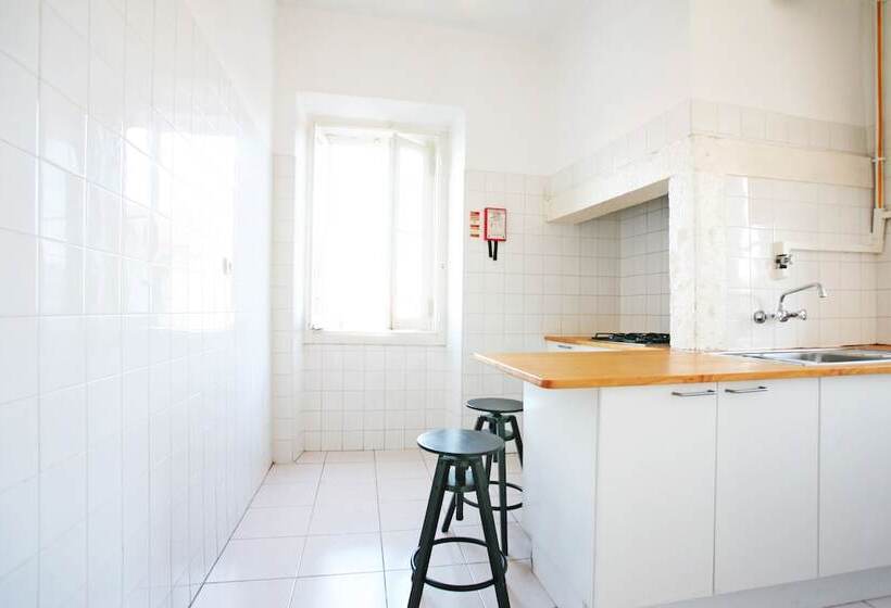 هاستل Friendly Hills Bairro Alto