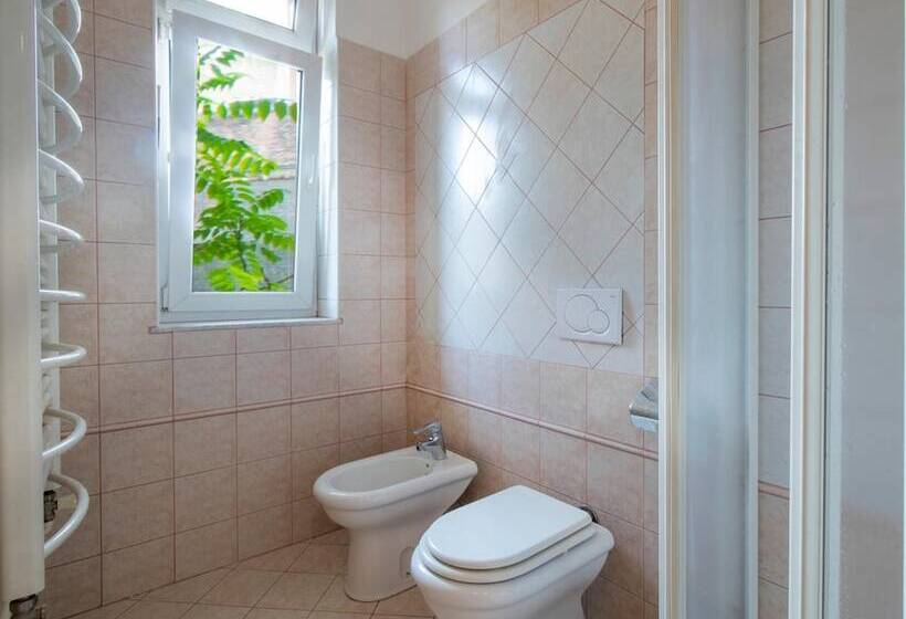 הוסטל Guesthouse Centar 2