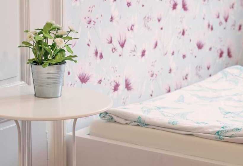 הוסטל Guesthouse Centar 2