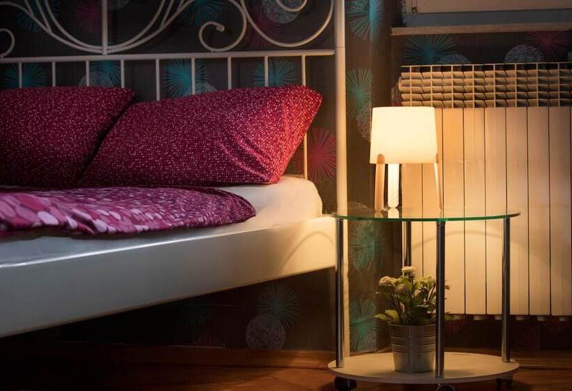 הוסטל Guesthouse Centar 2