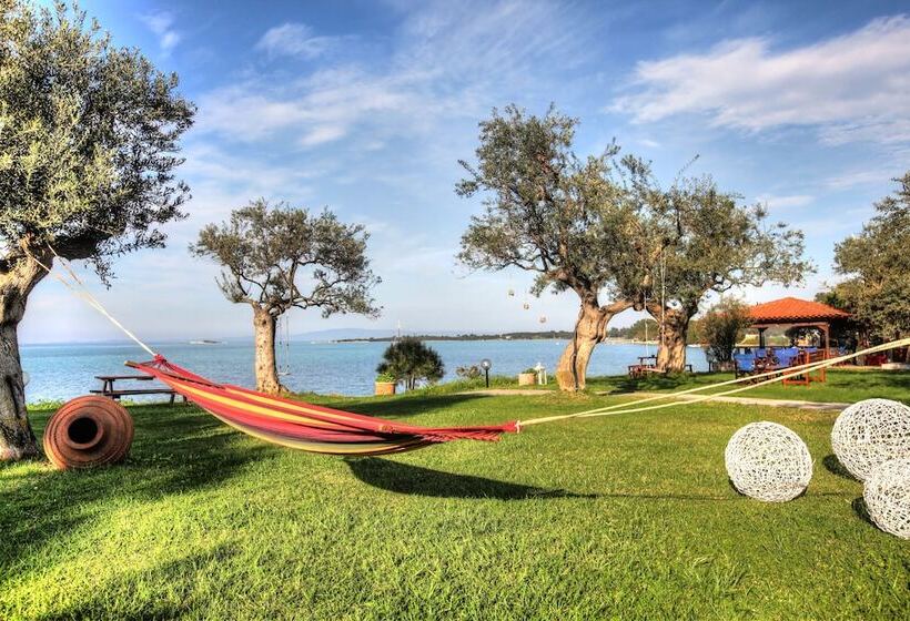 Anna Karra Studios & Apartments