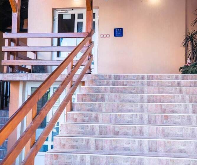 Bed And Breakfast Restaurant Dp