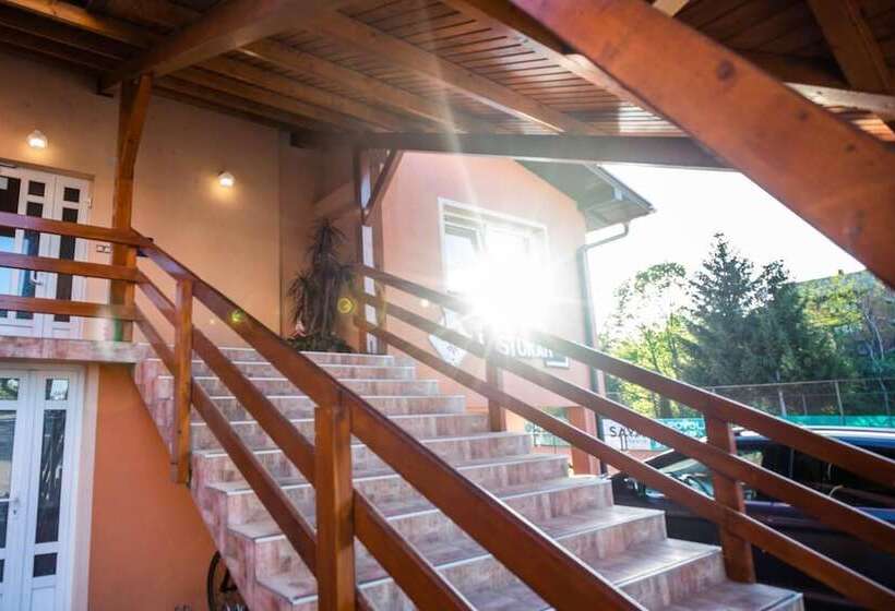 Bed And Breakfast Restaurant Dp