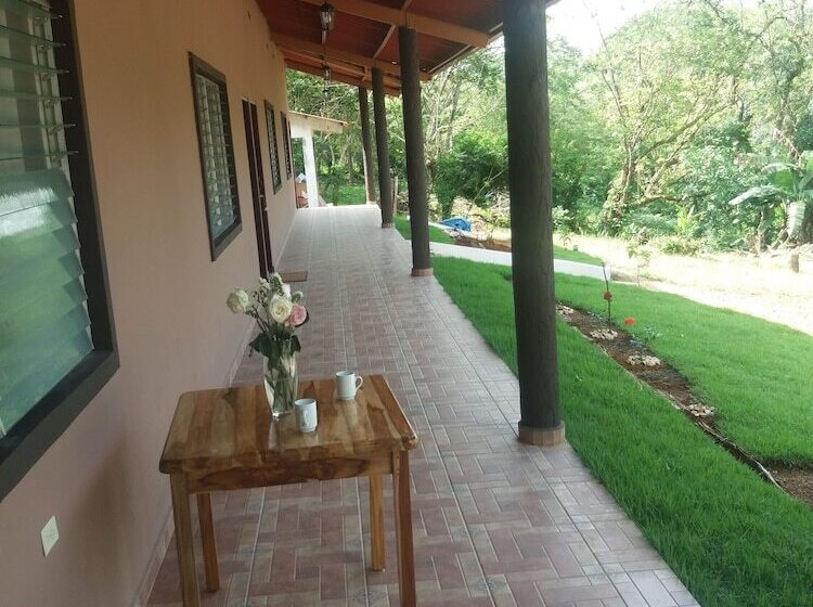 Hostal Los Laureles