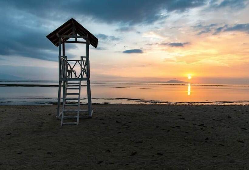 בית מלון כפרי Crusoe Cabins Casobe