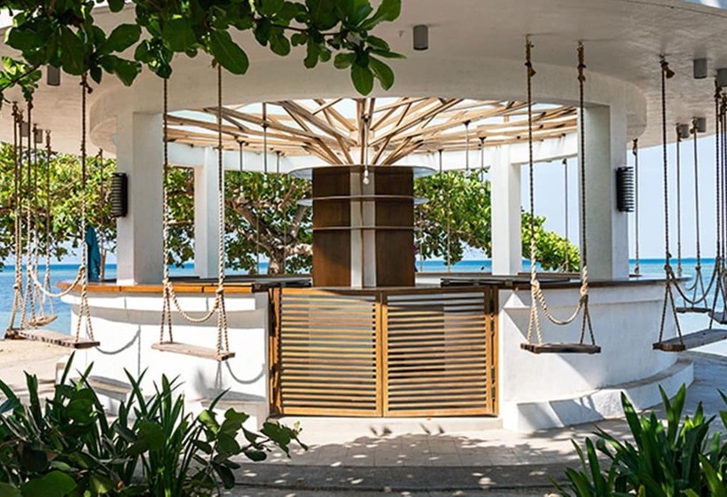 בית מלון כפרי Crusoe Cabins Casobe