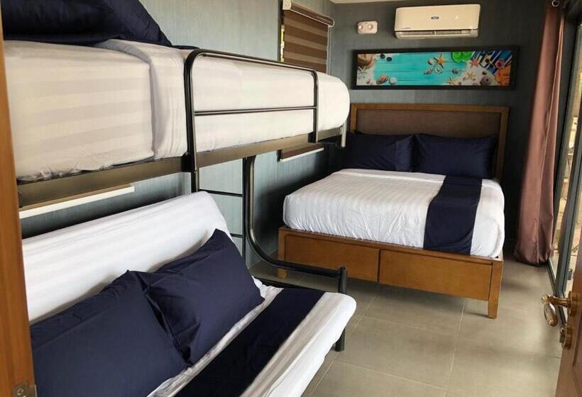 בית מלון כפרי Crusoe Cabins Casobe