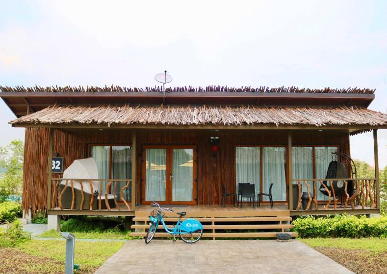 בית מלון כפרי Crusoe Cabins Casobe