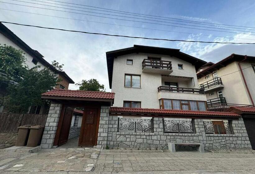 호텔 Guest House Ivan