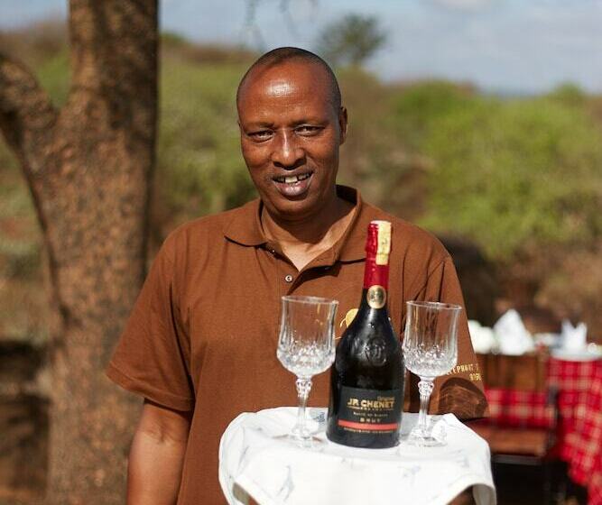 Отель H12 Elephant Gorge Camp