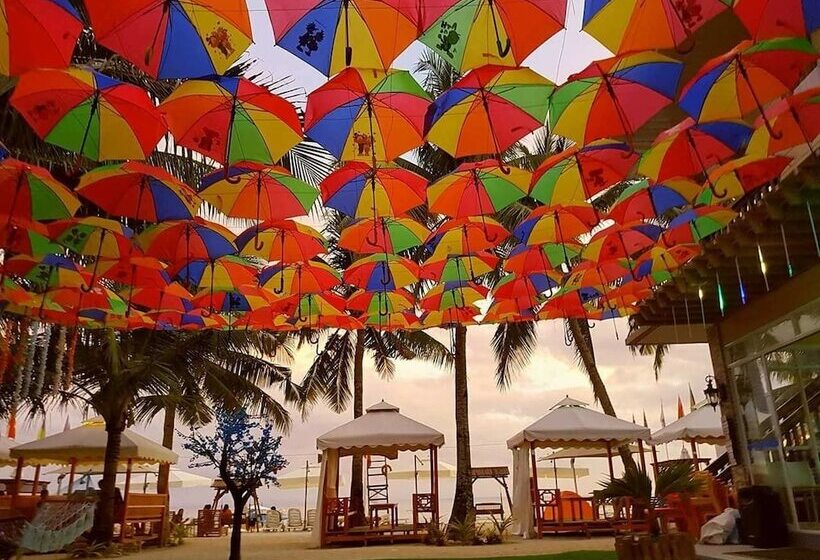 هتل Jelly's Haven Resort