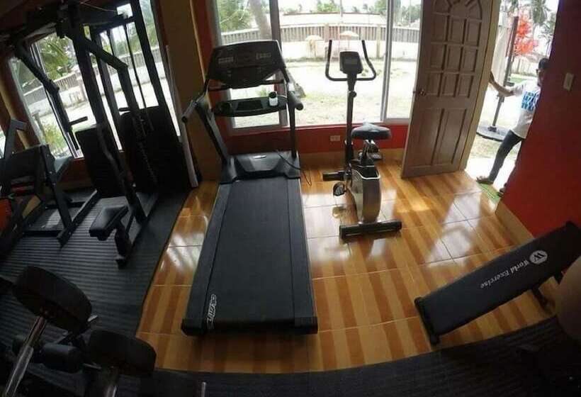 هتل Jelly's Haven Resort