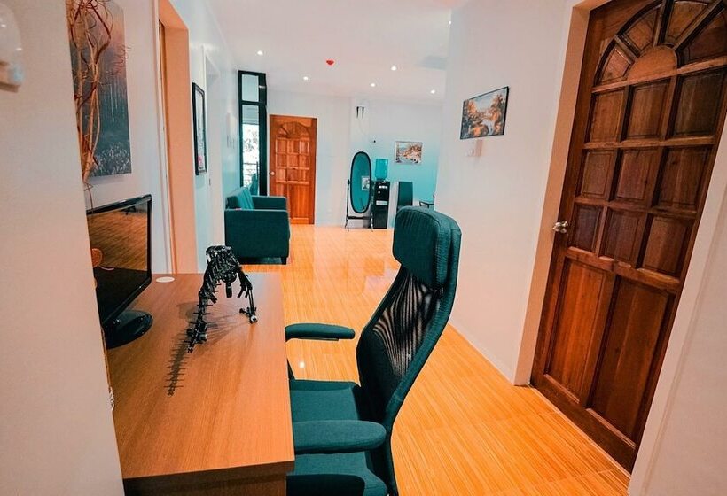 هتل Kingswick Residences & Lodge