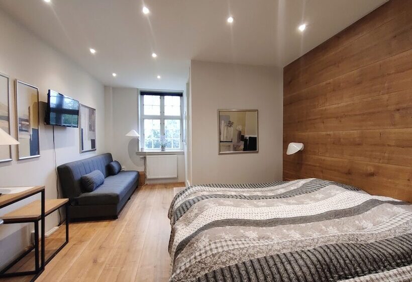 בית מלון כפרי Lillevang