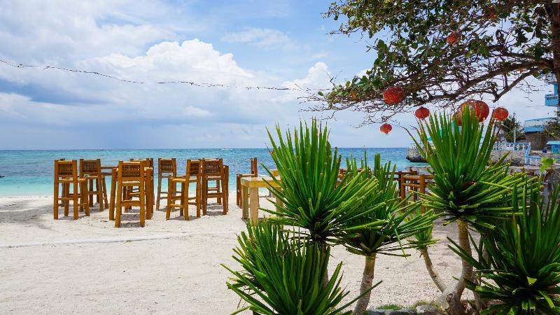 هتل Mabuhay Thresher Dive Resort