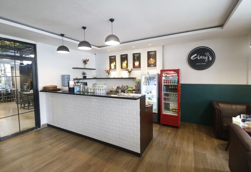 酒店 Reddoorz Plus @ Jalan Raden Intan Lampung