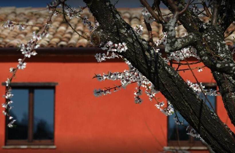 בית מלון כפרי Agriturismo Segnavento   Zaccagnini