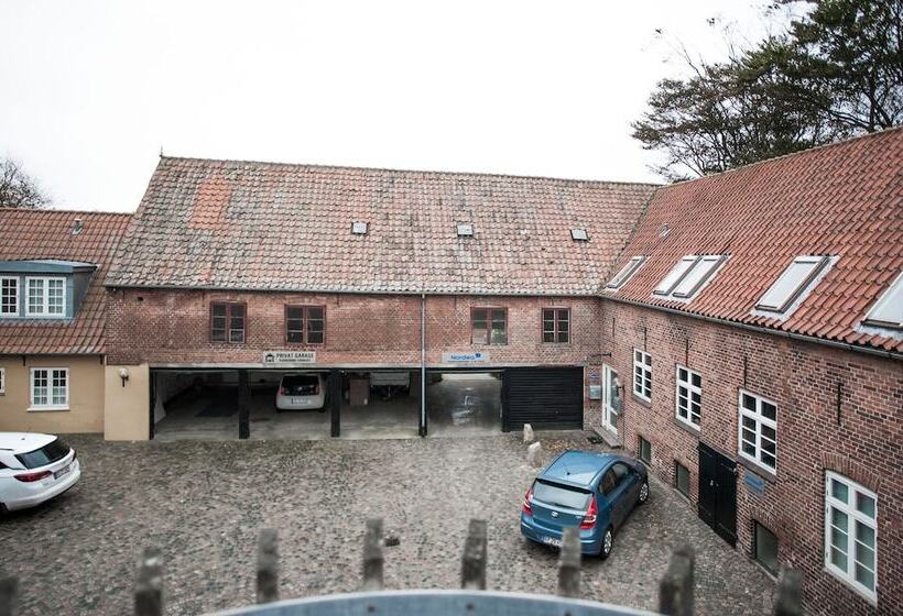 בית מלון כפרי Town Living