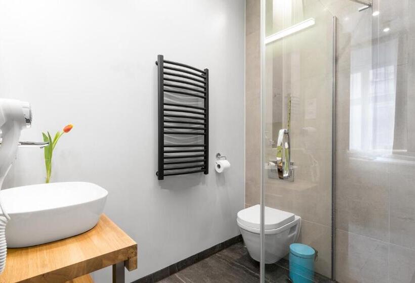 Kings City   Sławkowska Apartments