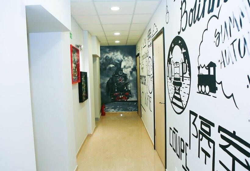 Kupe Capsule Hotel & Hostel