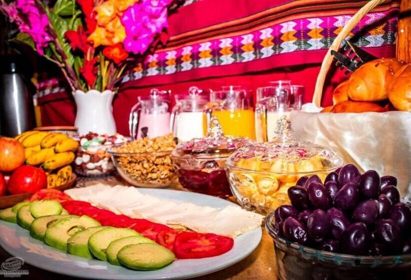 Общежитие Marlon S Inn Cusco