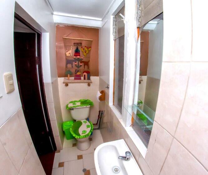 Общежитие Marlon S Inn Cusco