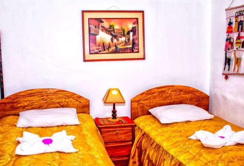 Общежитие Marlon S Inn Cusco