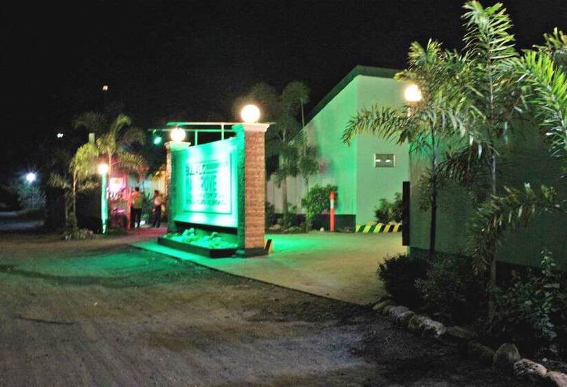 پانسیون Bulalo Mangrove Inn