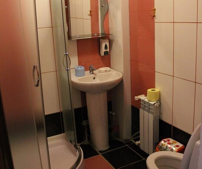 پانسیون Delif Guest House