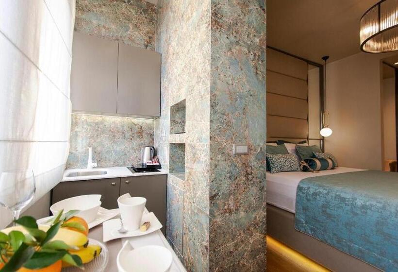 펜션 Fortuna Luxury Rooms