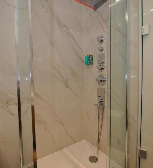 펜션 Fortuna Luxury Rooms