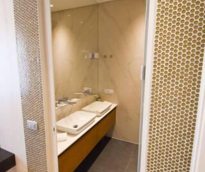 펜션 Fortuna Luxury Rooms