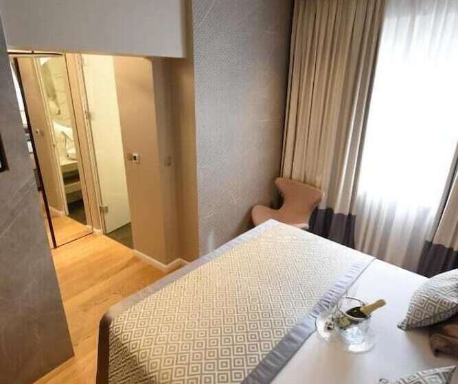 펜션 Fortuna Luxury Rooms