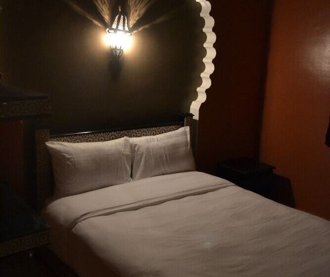 ペンション Inyan Dakhla