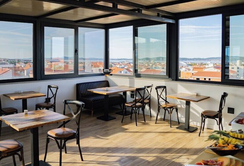 ペンション Mirabilis Residence