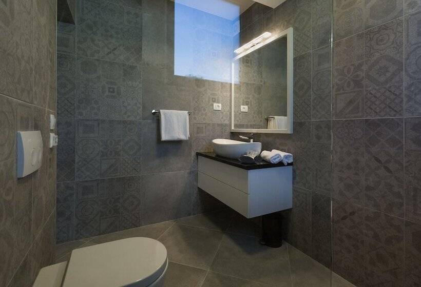 ペンション Mirabilis Residence