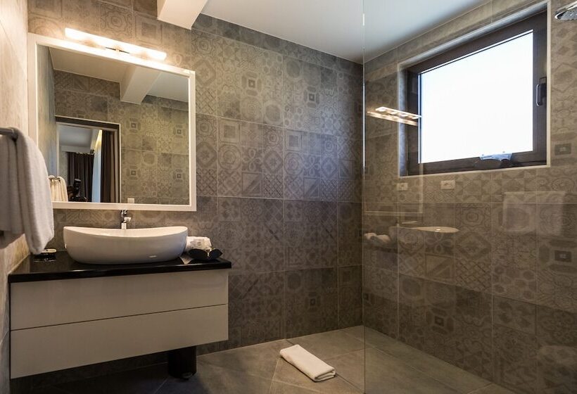 ペンション Mirabilis Residence