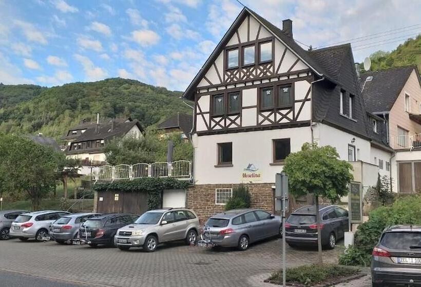 Пансион Moselina Gästezimmer