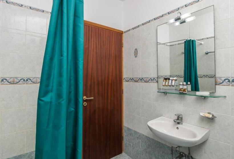 膳宿费 Olive Studios