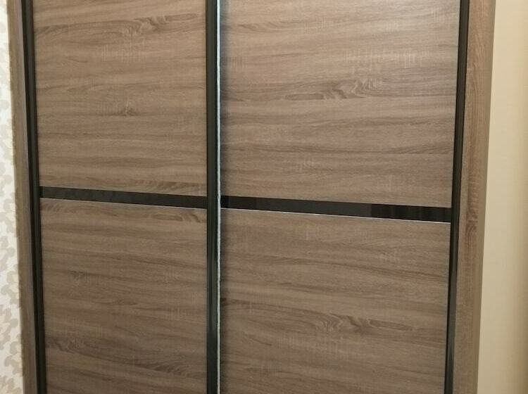 Raffles Suites Homestay