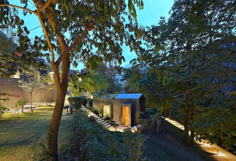 리조트 The Roseate Ganges Rishikesh