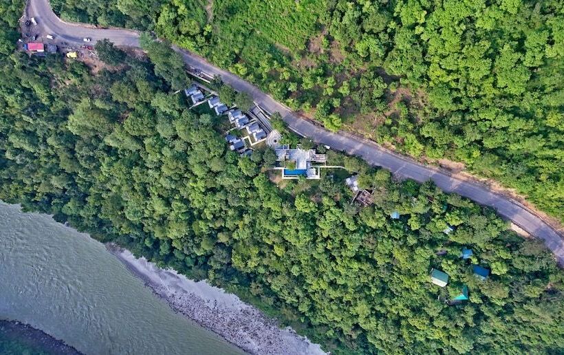 리조트 The Roseate Ganges Rishikesh